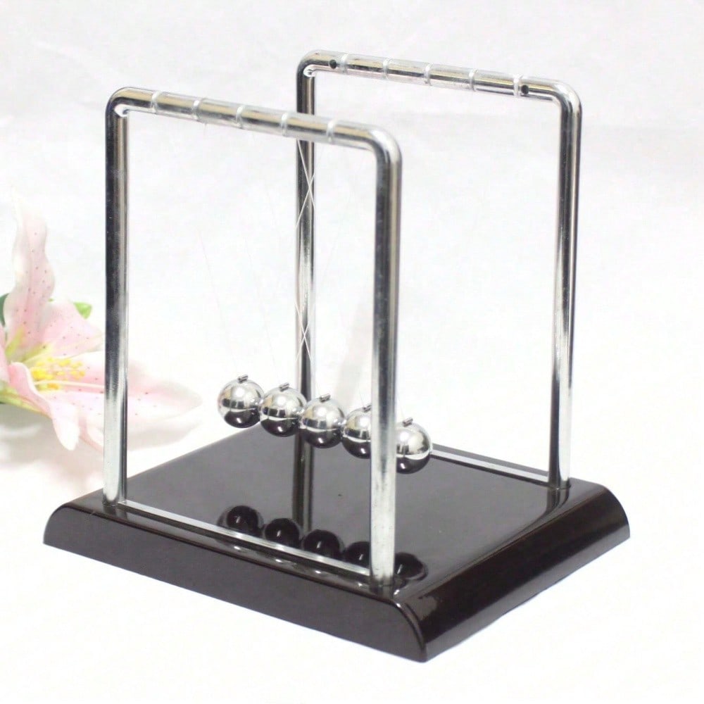 Black Metal Newton's Cradle Ba - مراجعة Office Tech Desk وسعره